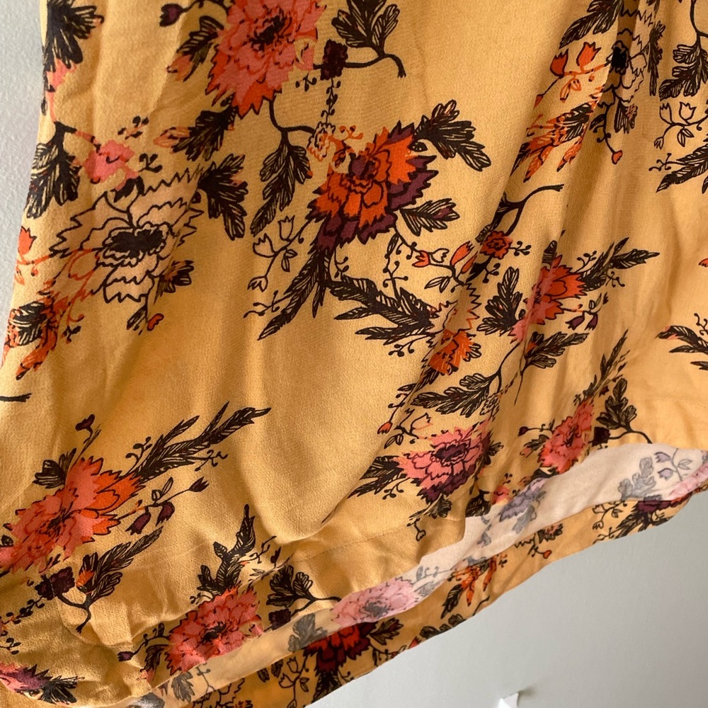 Free People Floral Button V-neck Boho Top with Bell Sleeves Size S - Picture 5 of 8